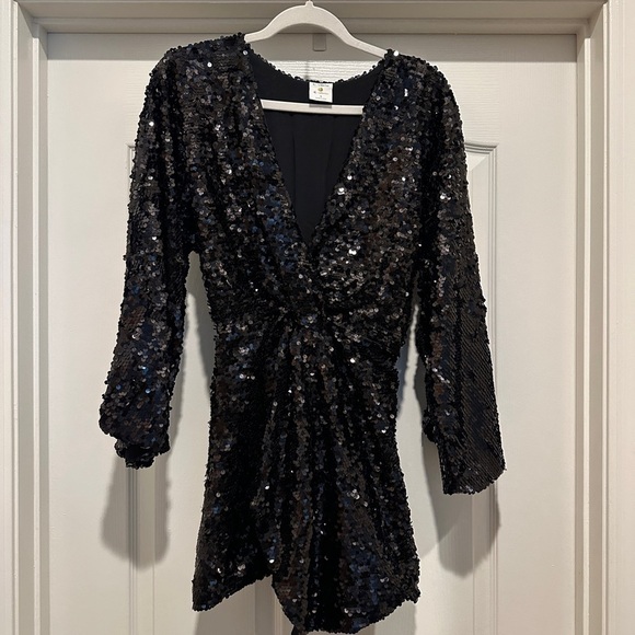 By Together Black Twist Front Sequin Long Sleeve Dress - Size Small - Picture 2 of 6